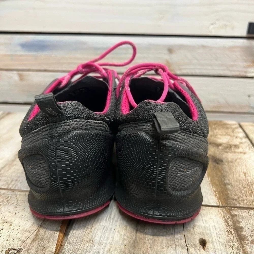 ECCO Grey Pink Mesh BIOM Performance Train Walking Sneakers‎ Size US 7.5 UK 38
